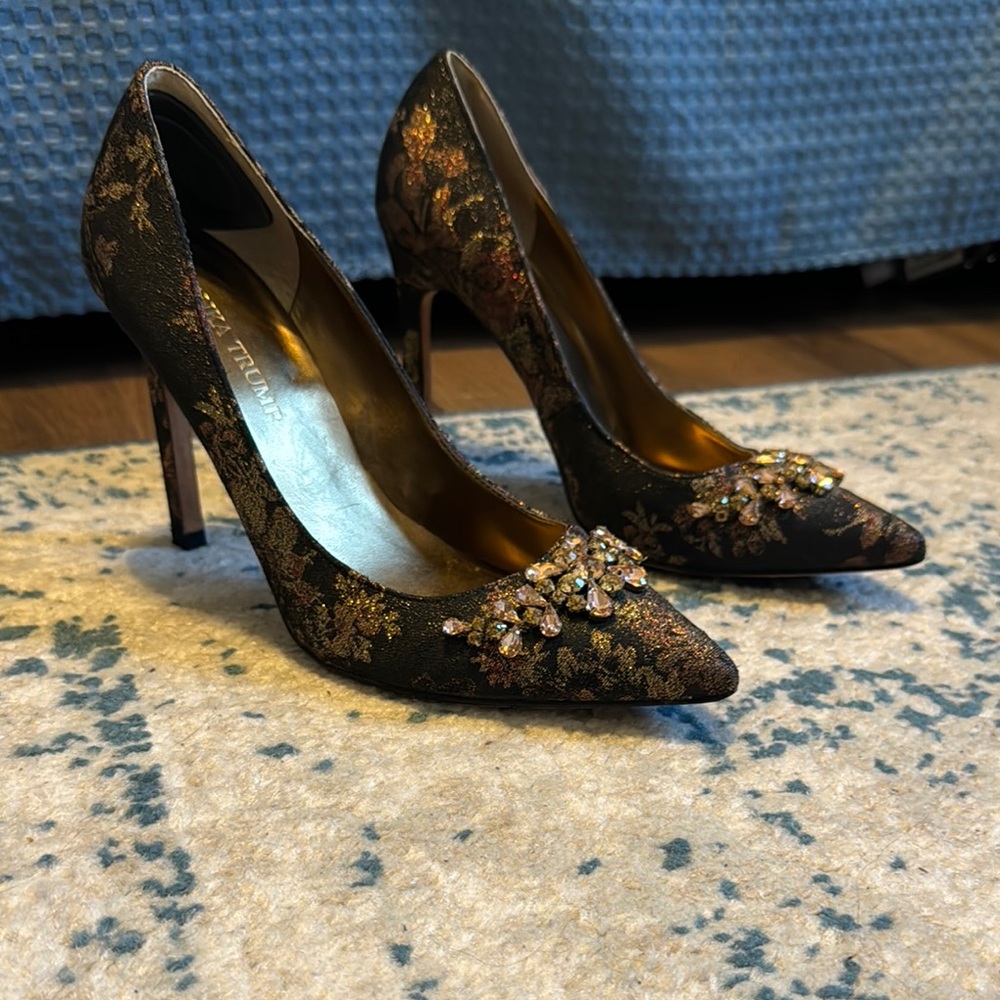 Ivanka Trump Brocade Black and Gold Heels with Stones size 7.5